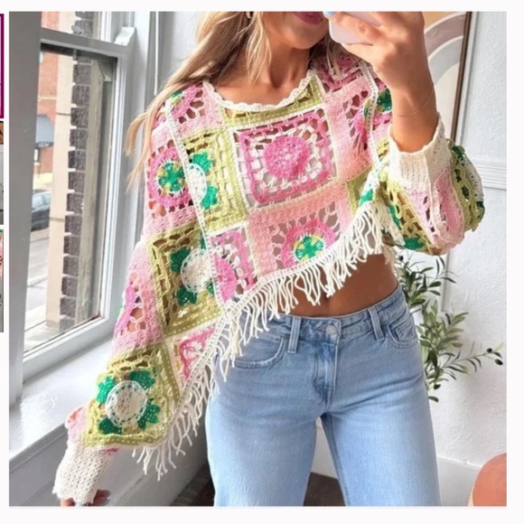 POL “ Maureen “ POL Crochet Top in Various Weave Knit Patterns with Fringe SR37 - Picture 6 of 7